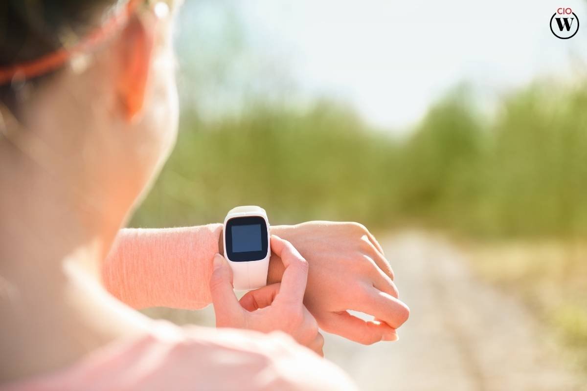10 Best Tech Gadgets of 2025 That Everyone Should Buy | CIO Women Magazine