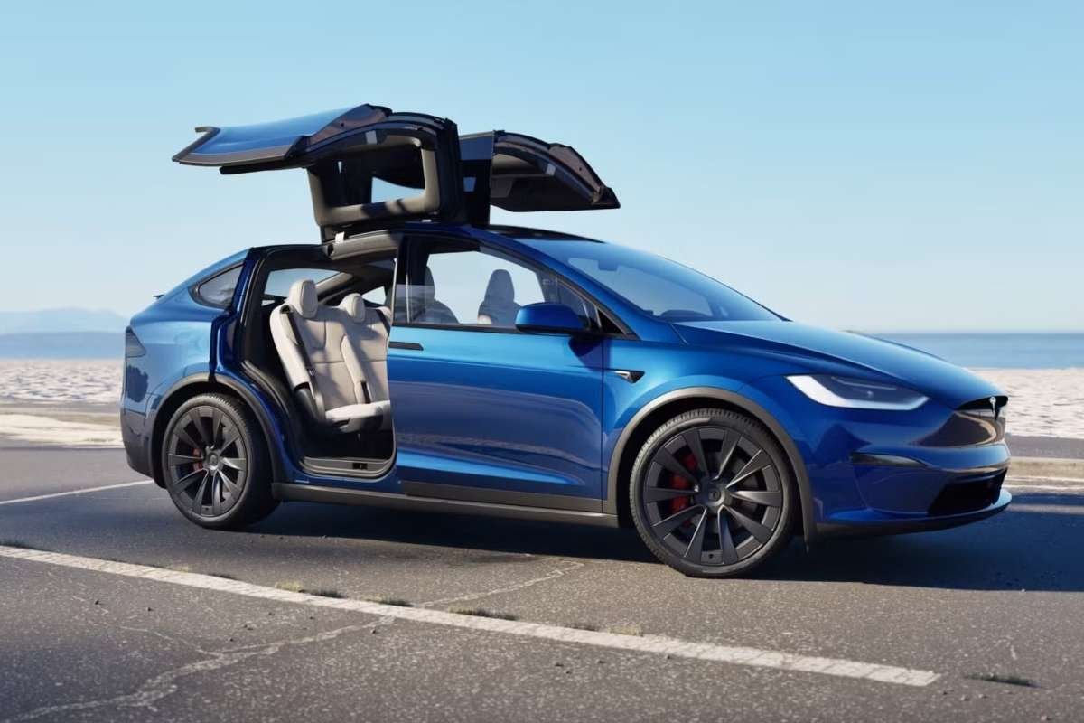 Top Tesla Car Features of 2025: Comfort, Safety, and Smarter Tech | CIO Women Magazine