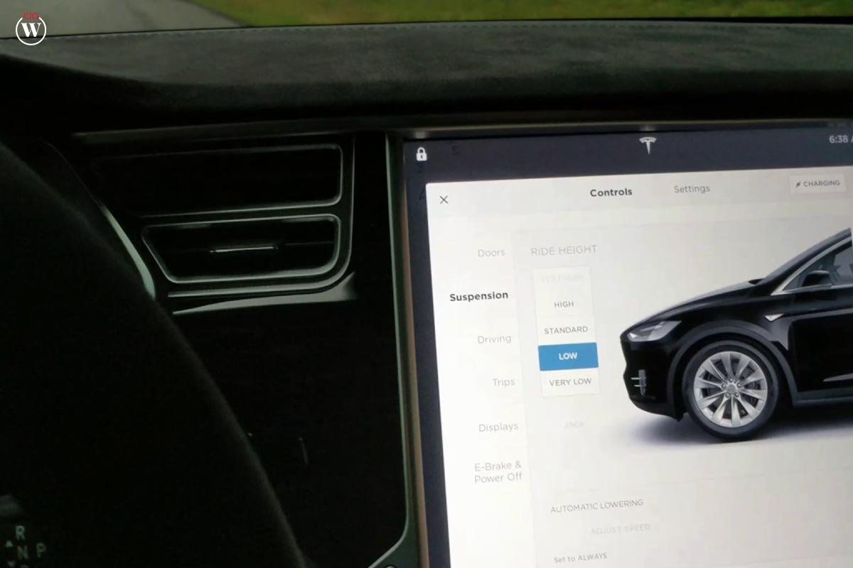 The Best 11 coolest features of the Tesla Model S | CIO Women Magazine