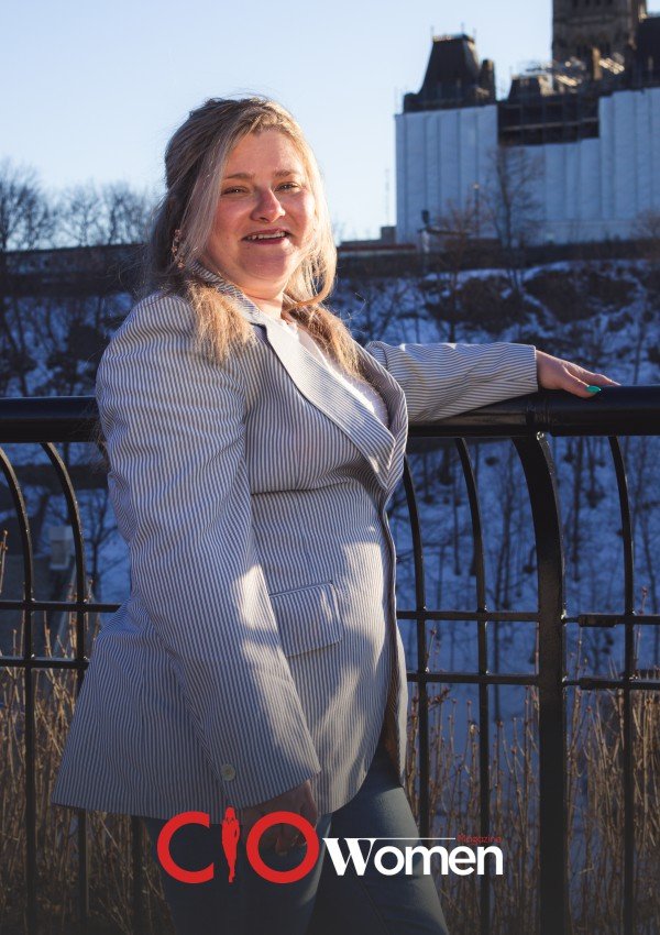 Stephanie Atwood – Mission for Change | ElevateHER | CIO Women Magazine