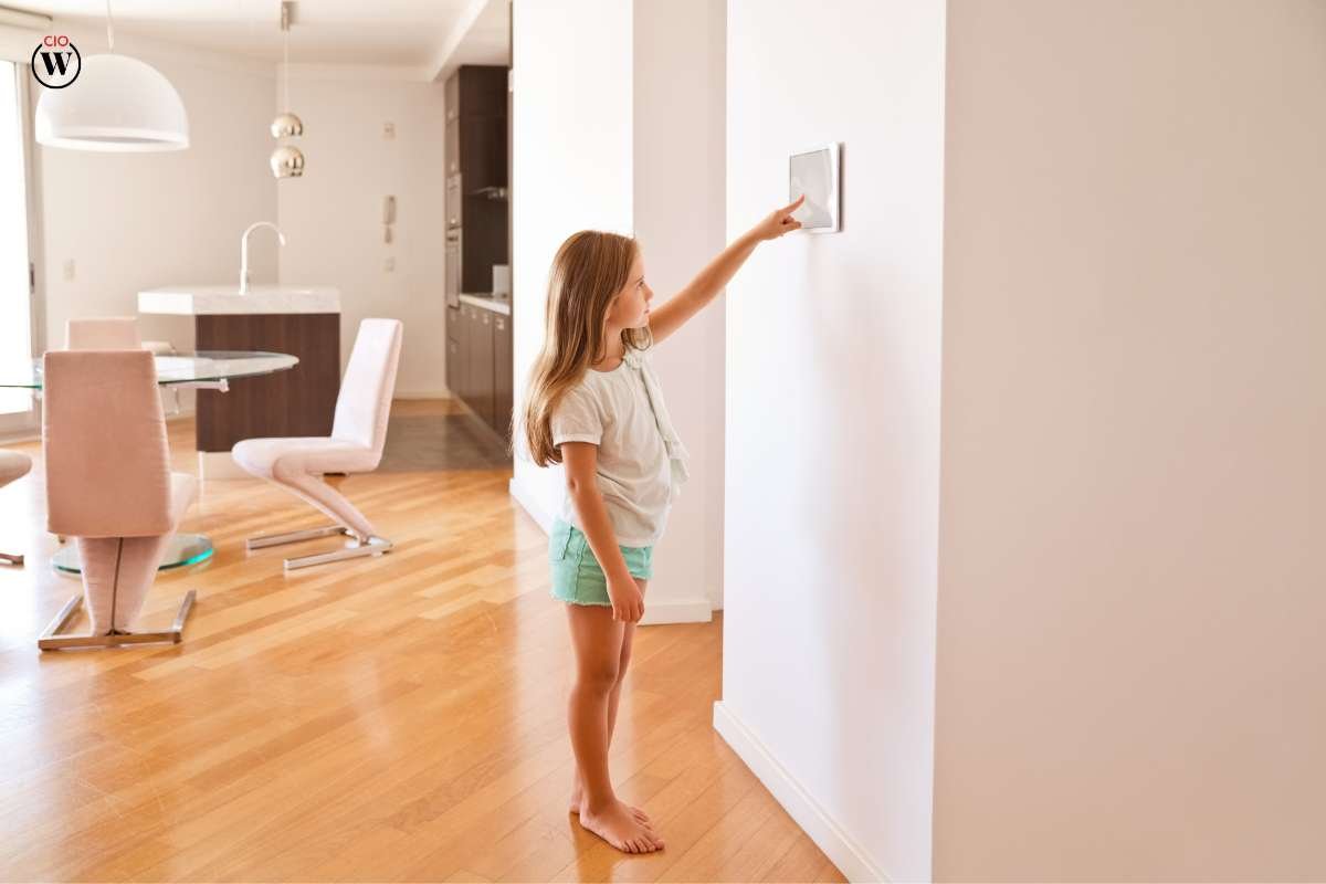 7 Best Reasons to Switch to a Smart Lock System | CIO Women Magazine