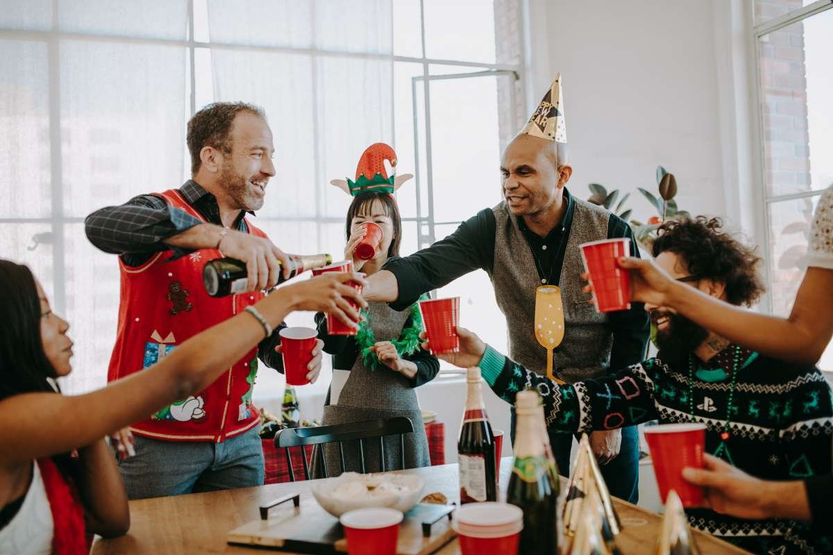 10 Rocking Ideas for Office Christmas Parties
