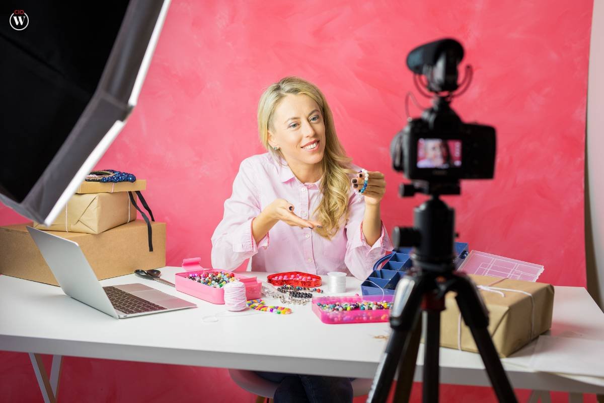The Rise of Female Influencers in Digital Marketing: 11 Important factors | CIO Women Magazine