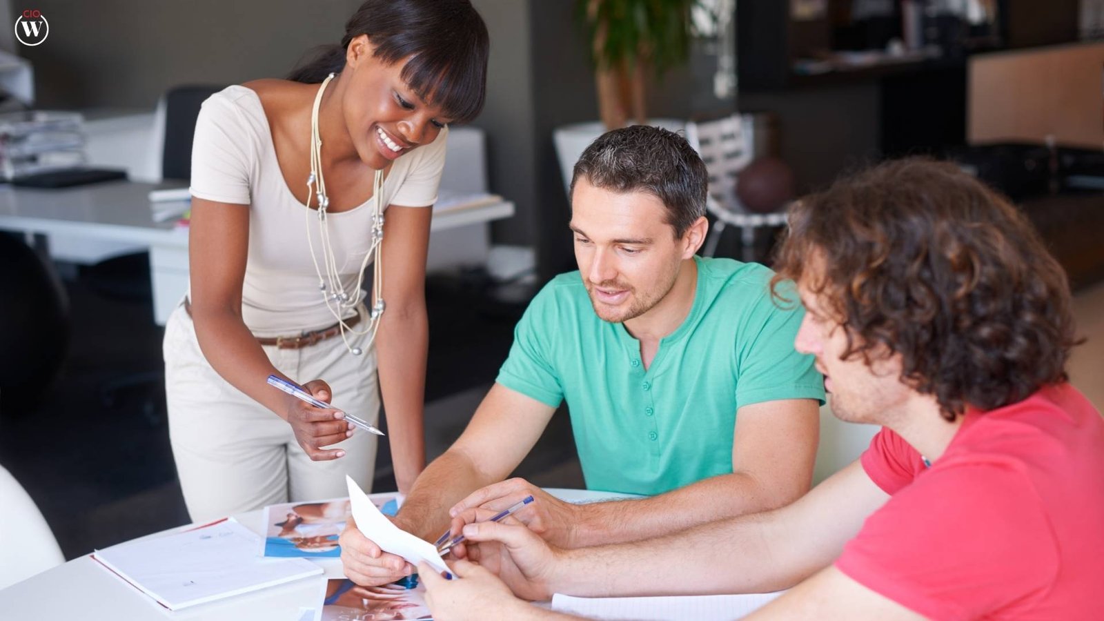 The Ultimate Breakthrough: 15 Strategies to Overcome the Glass Ceiling | CIO Women Magazine