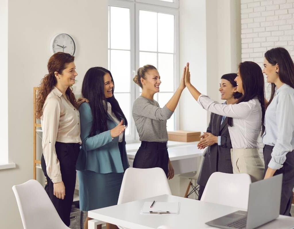 7 Key Leadership Lessons Men Can Learn from Women | CIO Women Magazine
