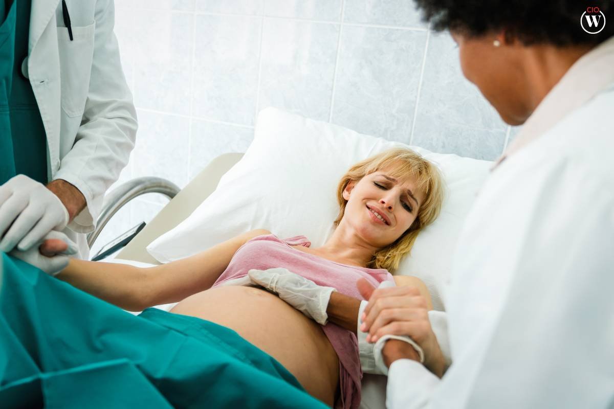 Exploring the Choice: Natural vs. Medicated Birth | CIO Women Magazine