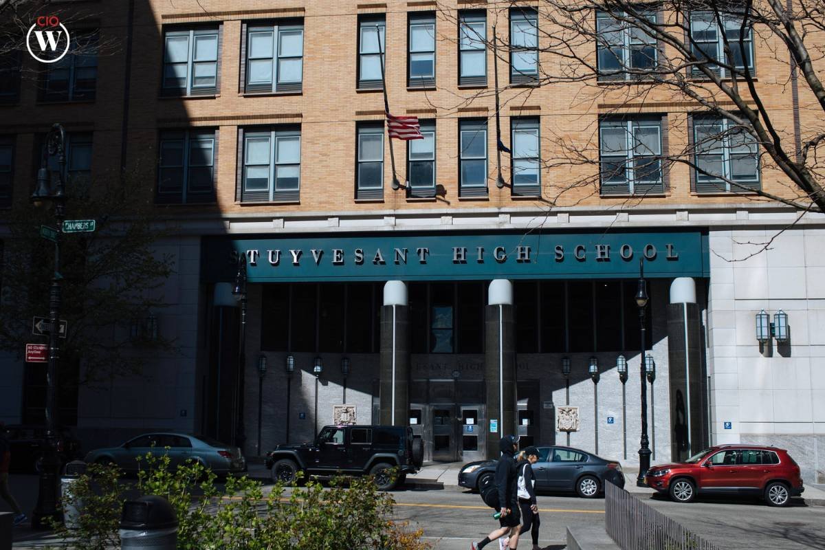 4 Best Public Schools In The USA To Reach To Your Dream College | CIO Women Magazine