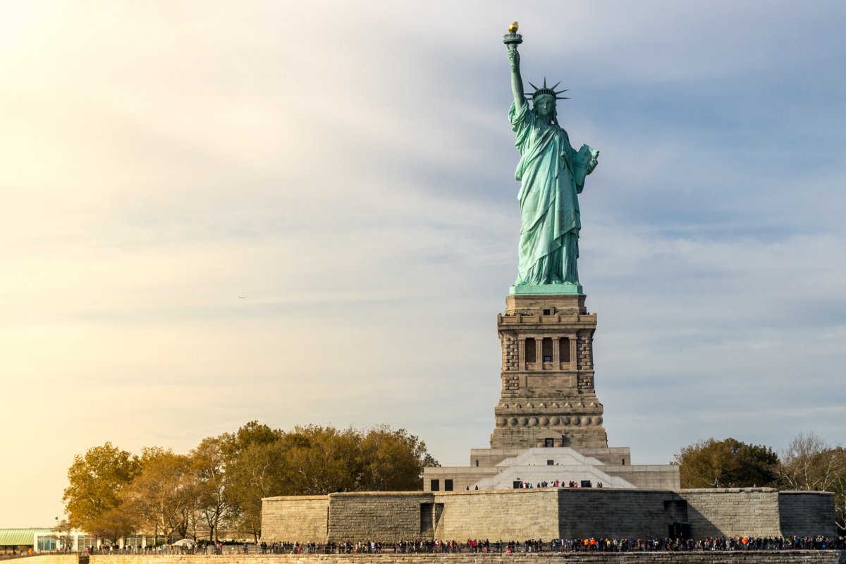 Statue of Liberty: History, Symbolism & 8 Fascinating Facts | CIO Women Magazine