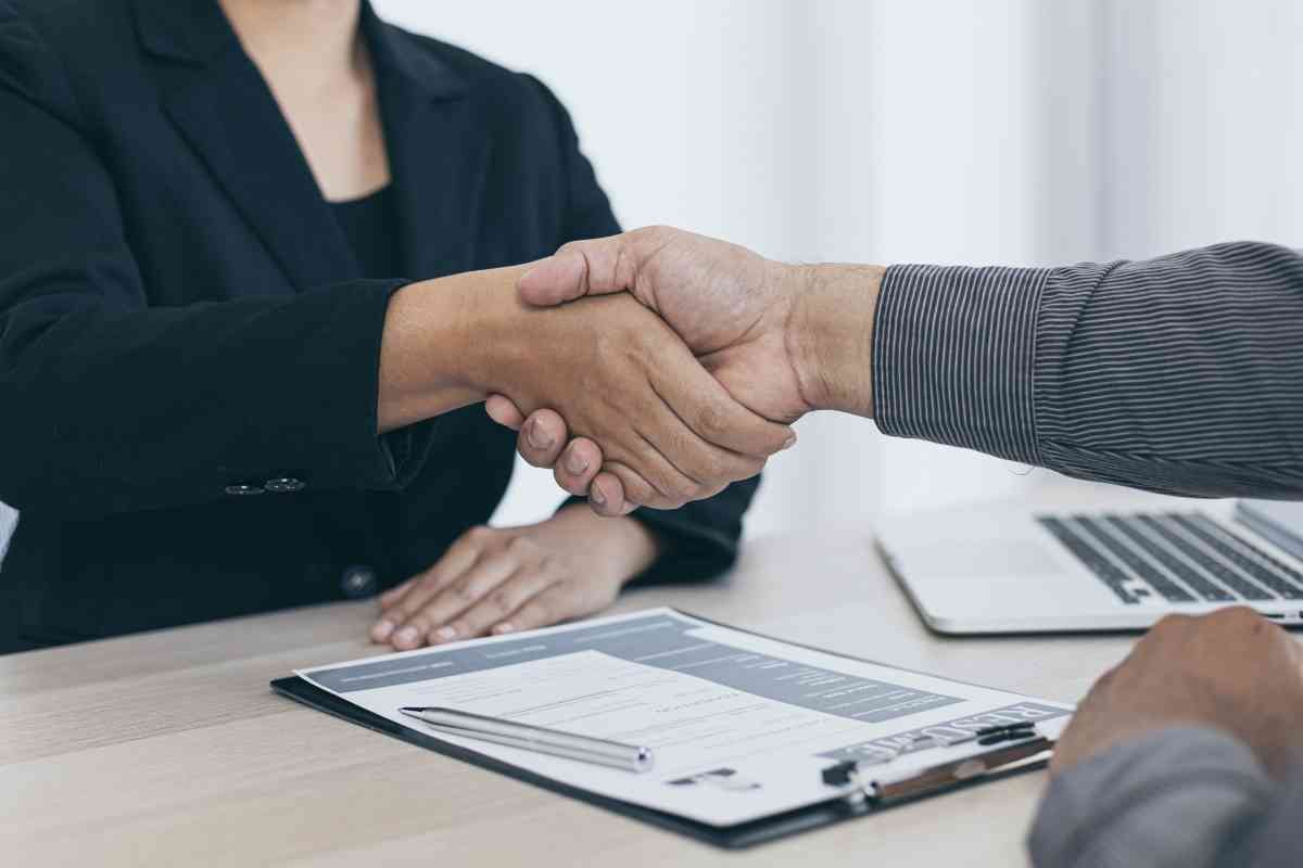 Top 10 Interview Attire for Females: What to Wear for a Successful Interview | CIO Women Magazine