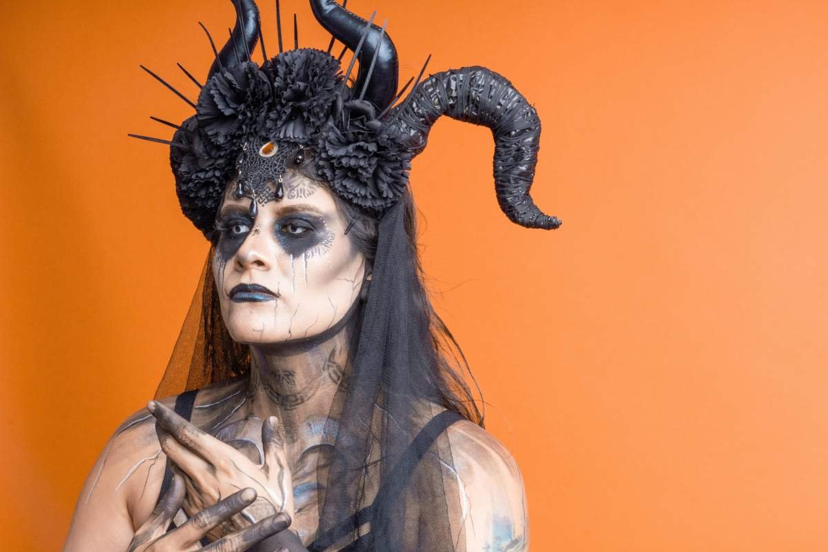 Unique Halloween Makeup Ideas 2025 | CIO Women Magazine