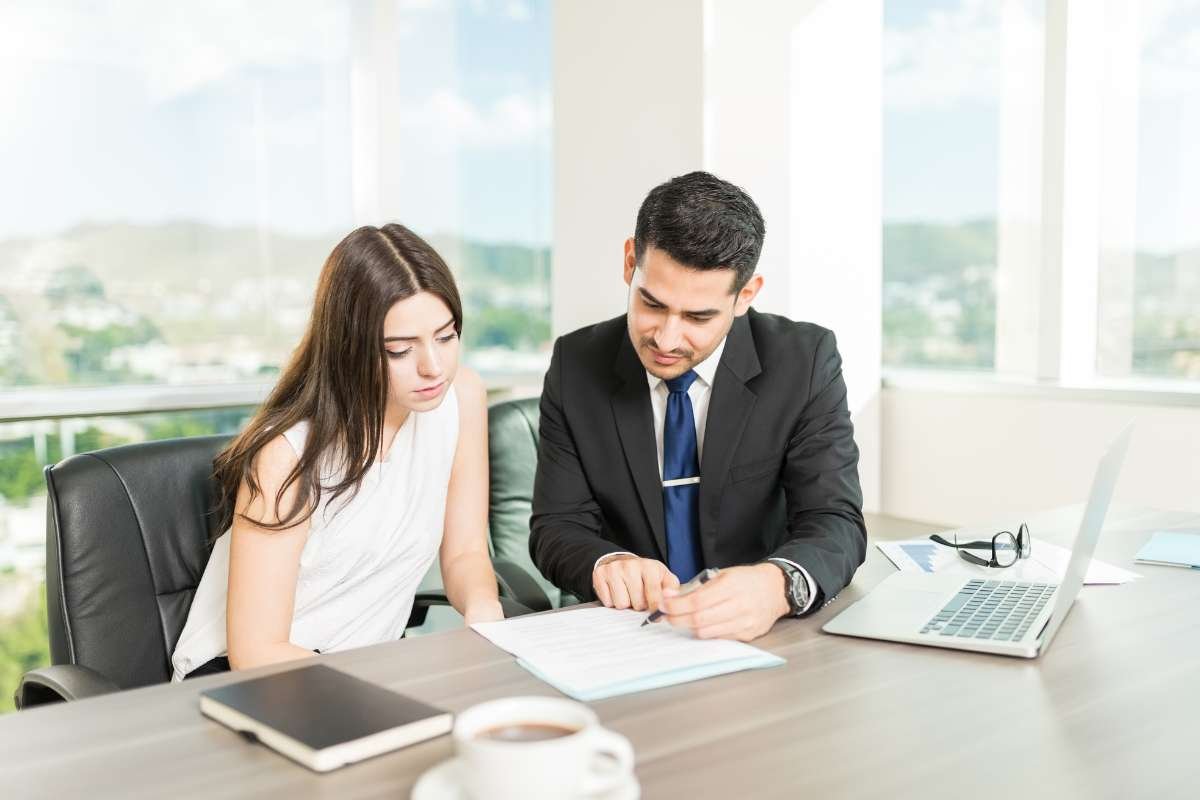 3 Proven Ways to Encourage Clients to Pay Invoices on Time | CIO Women Magazine