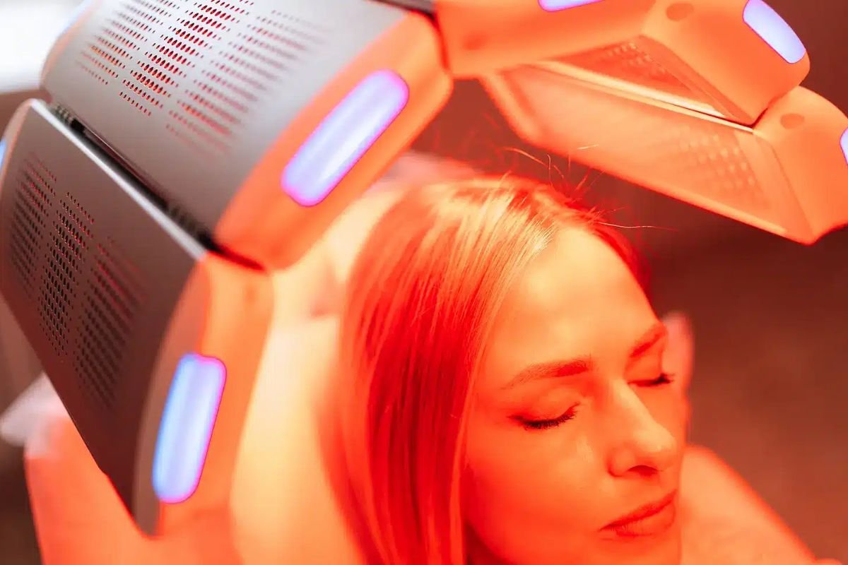 How to Use Red Light Therapy for Hair Growth? 6 Steps | CIO Women Magazine