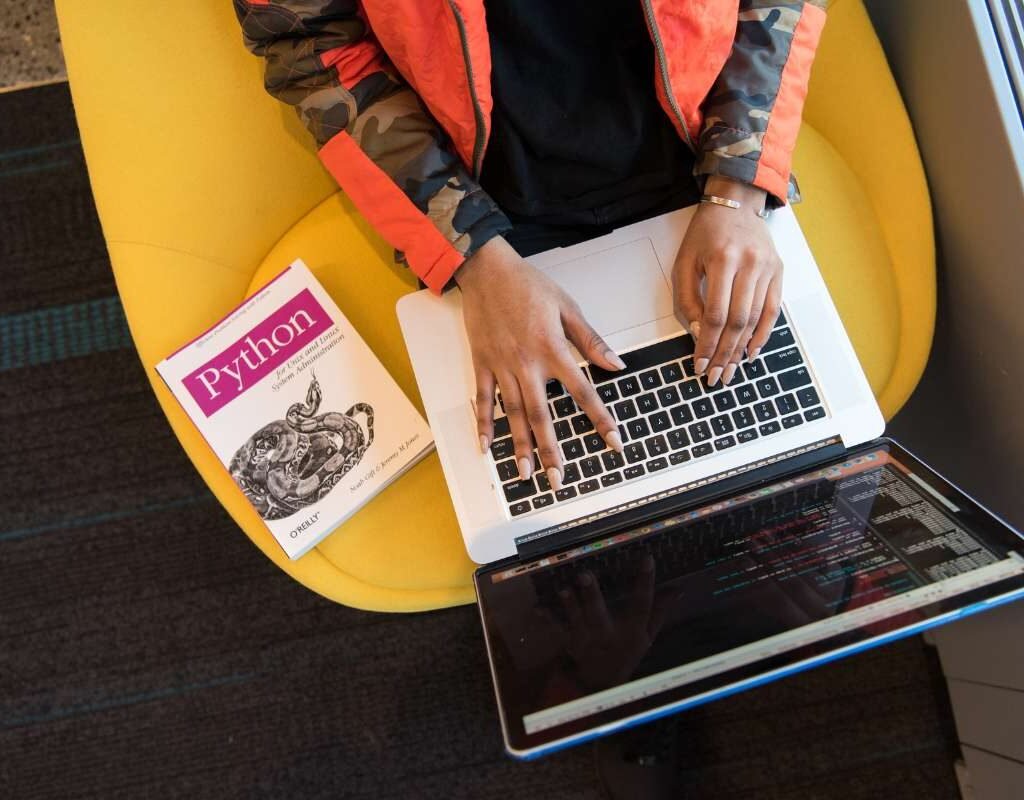 Best Python Course for Beginners: A Comprehensive Guide | CIO Women Magazine