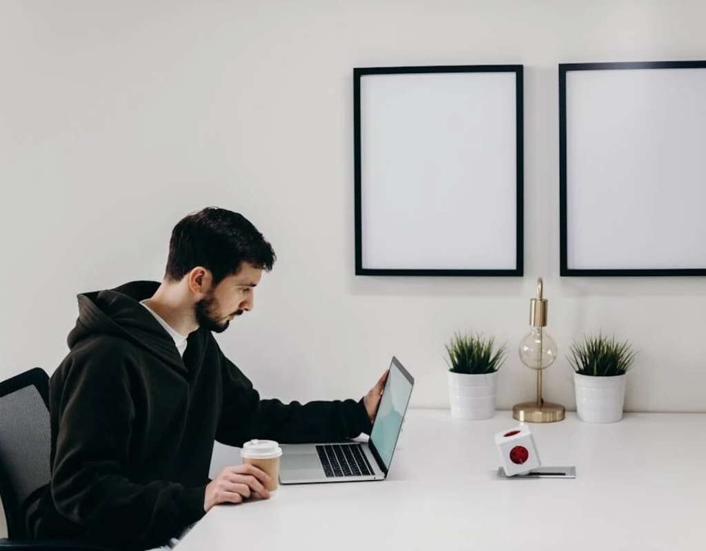 Improving Workplace Productivity: 4 Simple Hacks | CIO Women Magazine