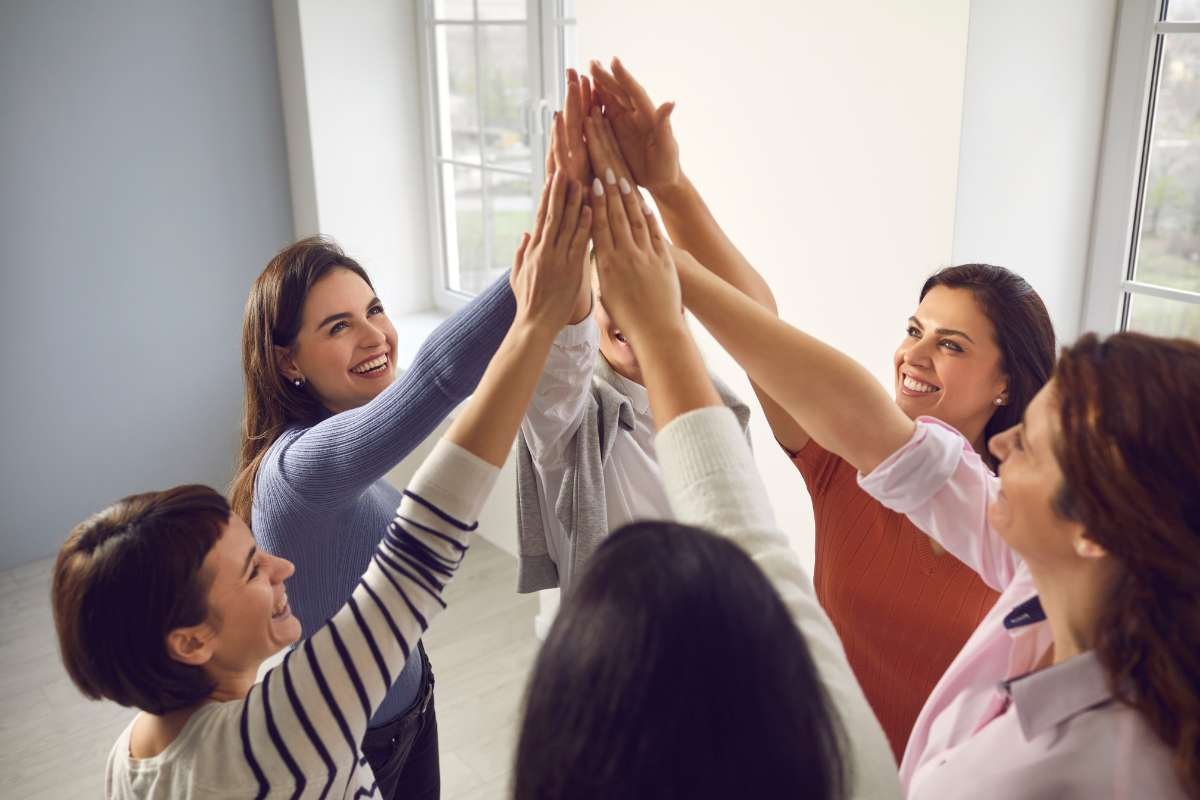 7 Networking Tips for Women: Building Connections and Confidence | CIO Women Magazine