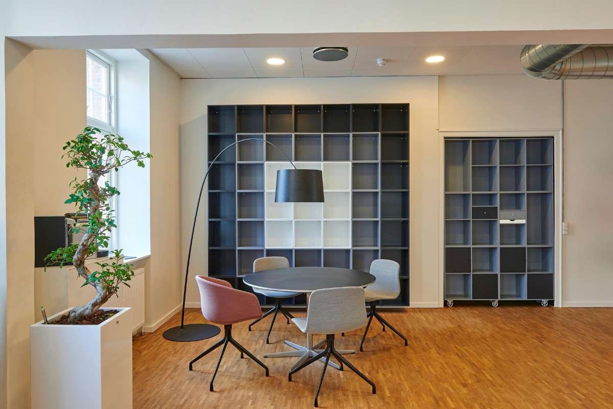 13 Primary Lists for Successfully Setting Up Your First Office | CIO Women Magazine
