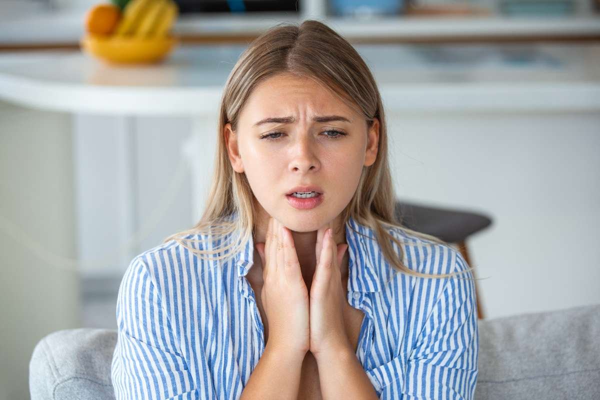 Signs of Thyroid Problems in Young Women: Don't Ignore These Sign | CIO Women Magazine