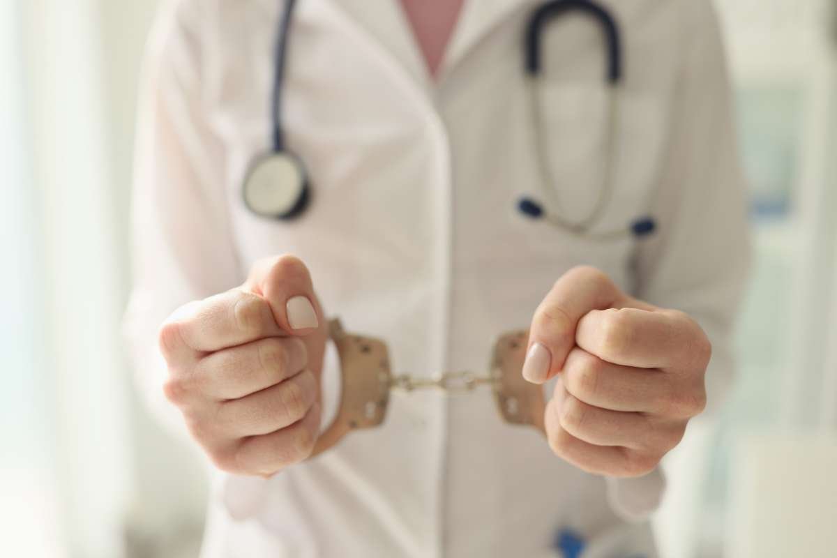 Navigate These Big Legal Issues in Healthcare | CIO Women Magazine