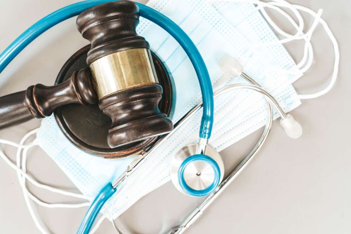 Navigate These Big Legal Issues in Healthcare | CIO Women Magazine