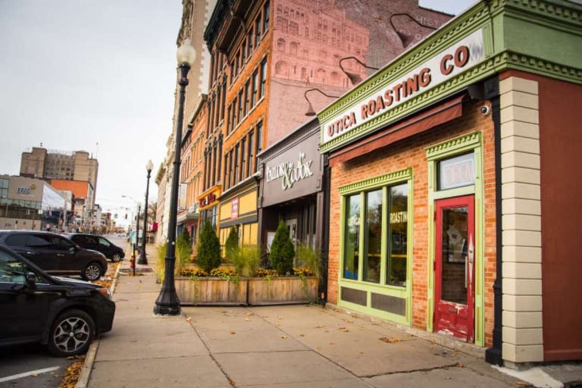 How to Achieve High Street Business Success and Attract Customers? | CIO Women Magazine