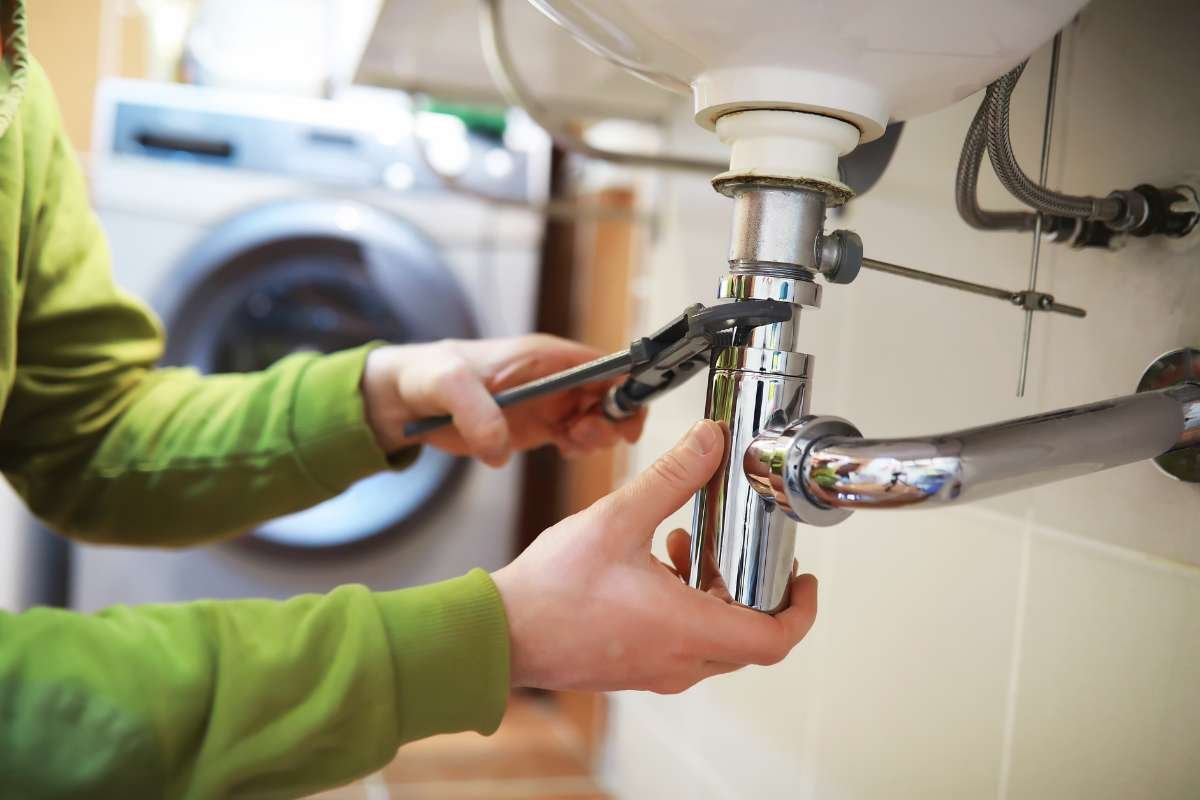 Top 4 Home Repairs You Shouldn't DIY and Why Experts Are Essential | CIO Women Magazine
