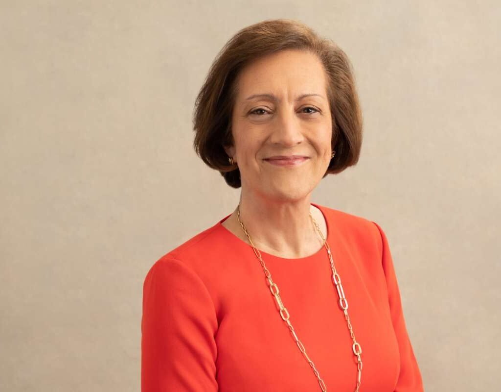 35 Inspirational Top Women CEOs Leading the Corporate World | CIO Women Magazine