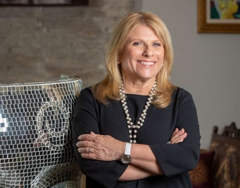 35 Inspirational Top Women CEOs Leading the Corporate World | CIO Women Magazine