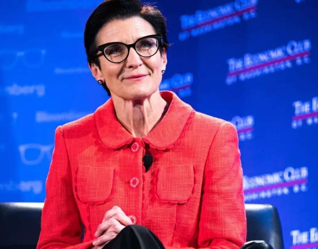 35 Inspirational Top Women CEOs Leading the Corporate World | CIO Women Magazine