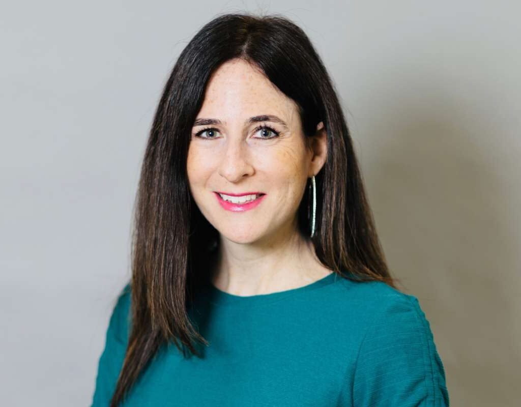 35 Inspirational Top Women CEOs Leading the Corporate World | CIO Women Magazine