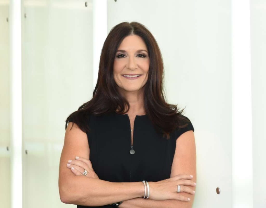 35 Inspirational Top Women CEOs Leading the Corporate World | CIO Women Magazine