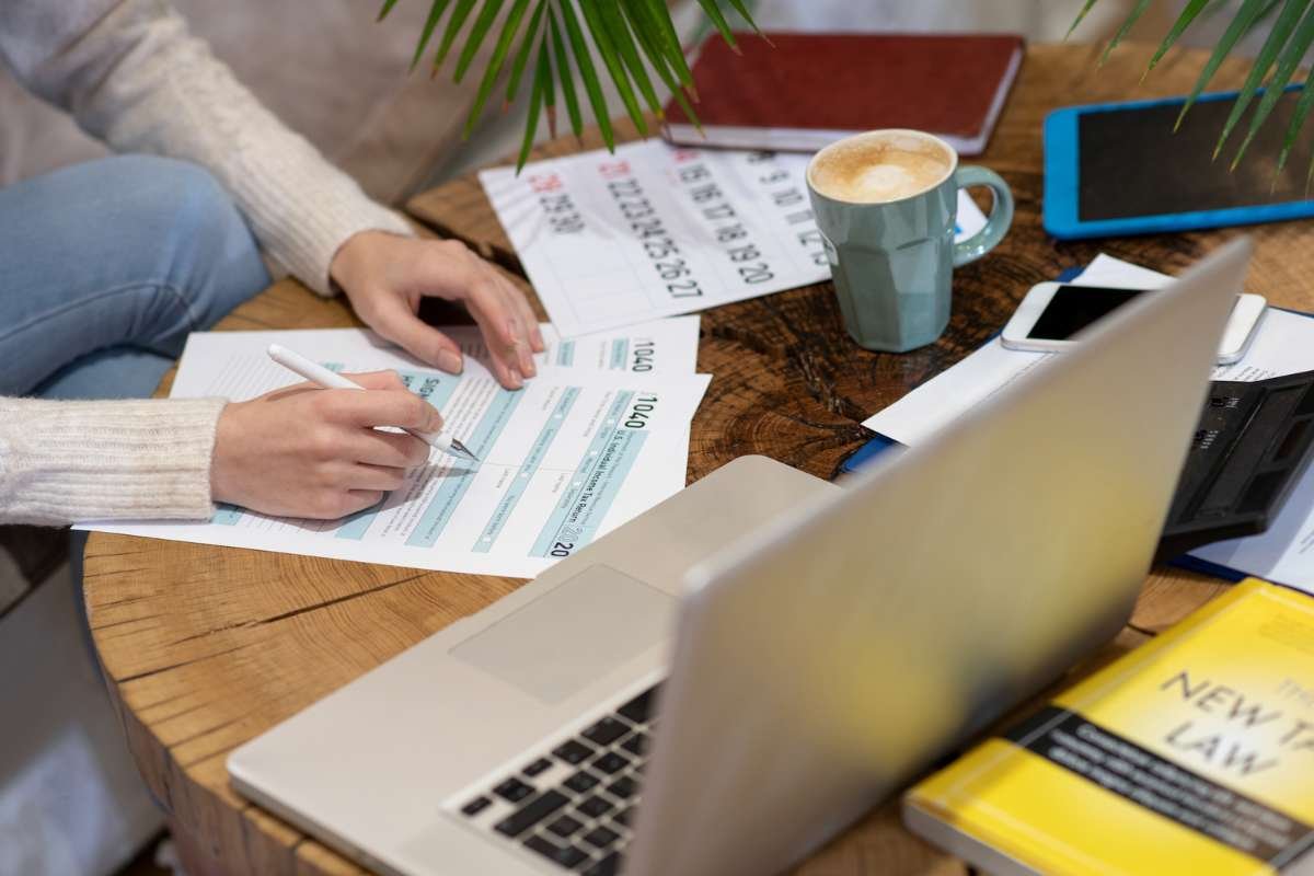 Earn Passive Income with Cryptocurrency | CIO Women Magazine