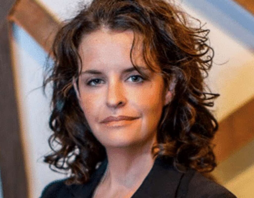 35 Inspirational Top Women CEOs Leading the Corporate World | CIO Women Magazine