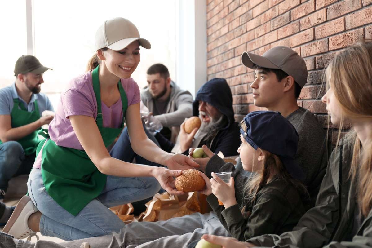 Why We Should Celebrate The People Who Give Back? | CIO Women Magazine