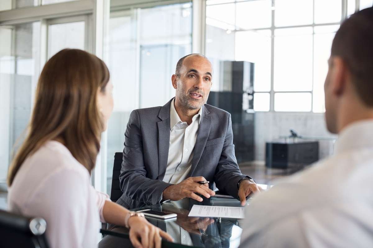 6 Tips for Smooth C-Suite Executive Transition Plan | CIO Women Magazine