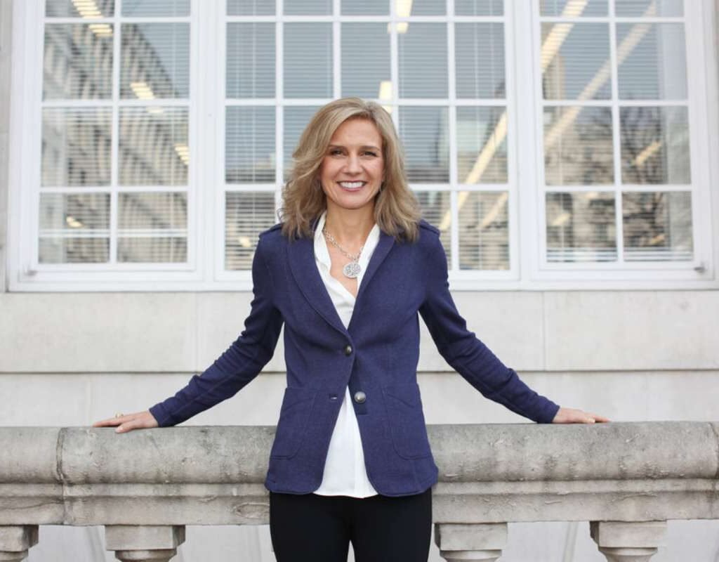 35 Inspirational Top Women CEOs Leading the Corporate World | CIO Women Magazine