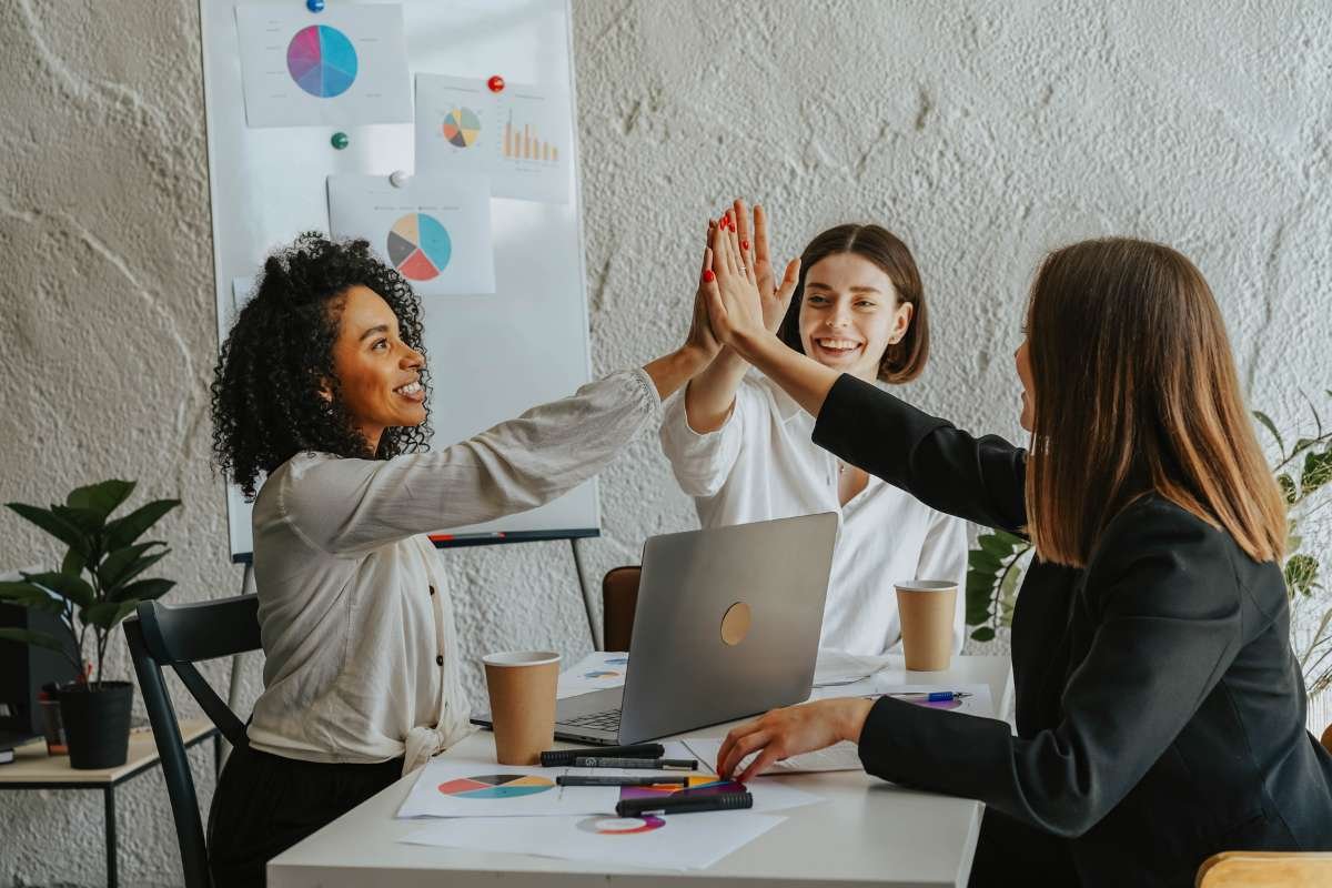 How to Succeed When Dealing With Business-to-Business Clients? | CIO Women Magazine