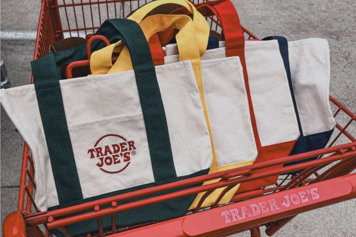 Tote Bag Mania Returns: Trader Joe’s Shoppers Queue Up for Limited-Edition Canvas Bags