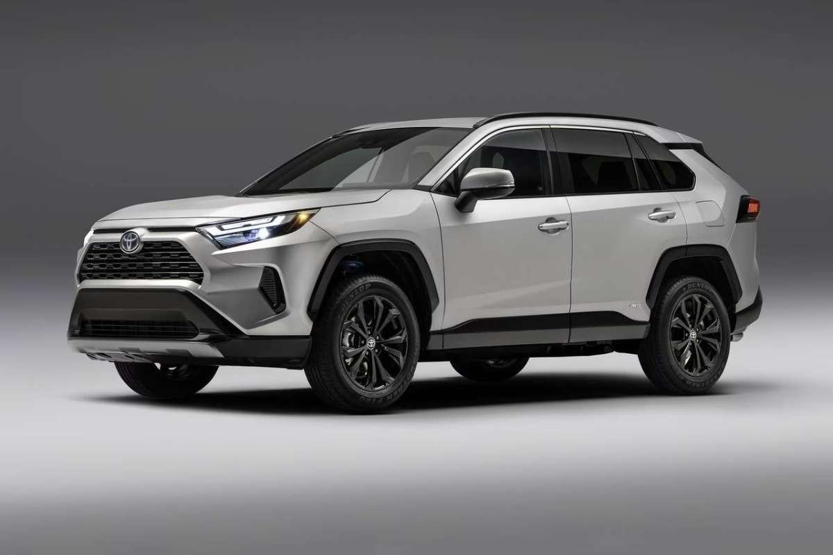 Best Cars for Women: Top Picks for Style, Safety & Comfort in 2025 | CIO Women Magazine