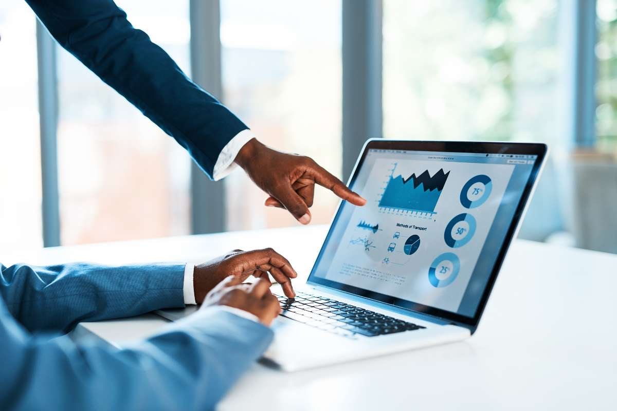 Top 6 Productivity Hacks for Small Businesses In 2025 | CIO Women Magazine