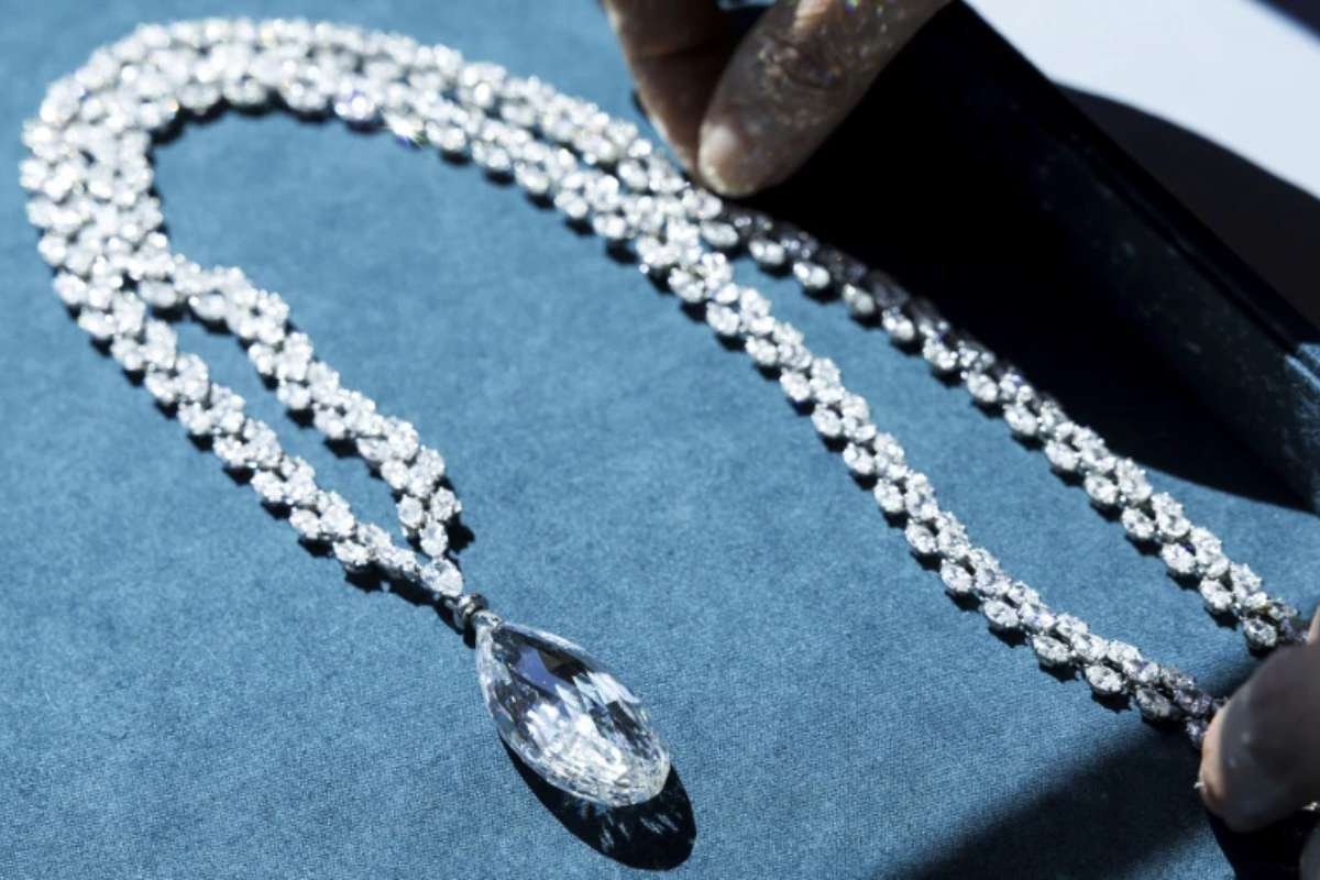 The World's Most Expensive Necklaces and the Stories They Tell | CIO Women Magazine