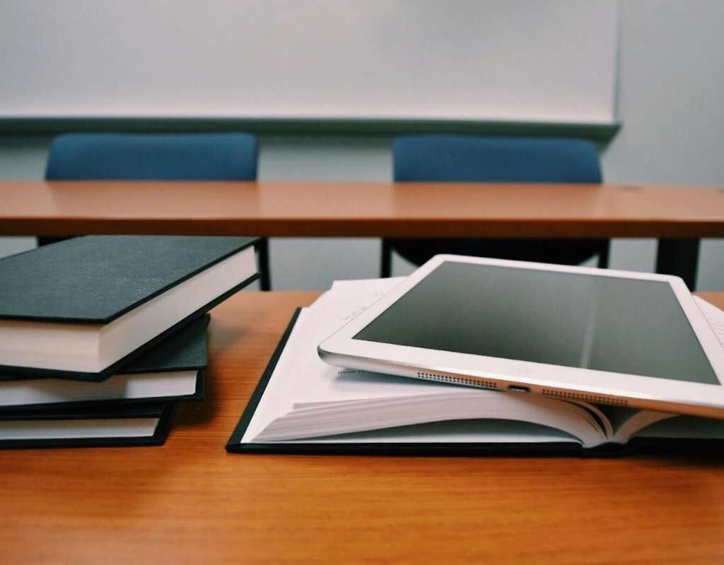 The 7 Best Online Universities In The World 2025 | CIO Women Magazine