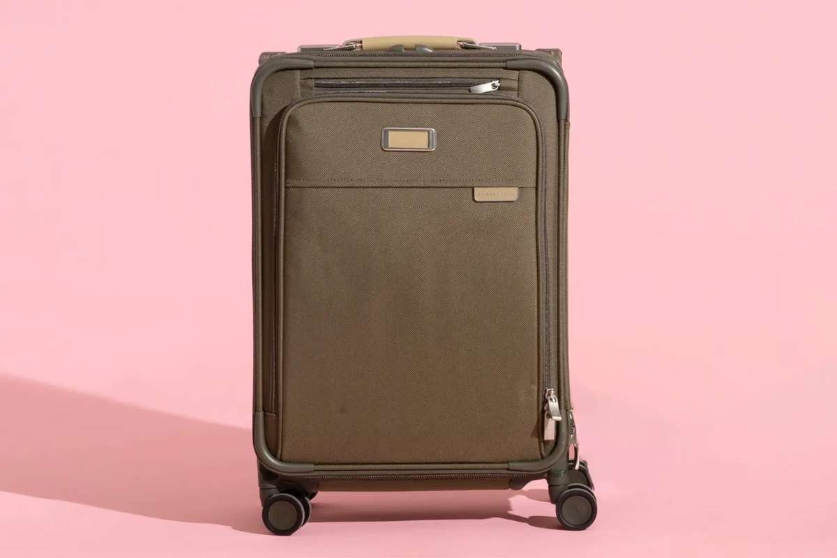 Tired of Bad Bags? The Best Luggage Brands for Women Who Travel Smart | CIO Women Magazine CIO Women Magazine