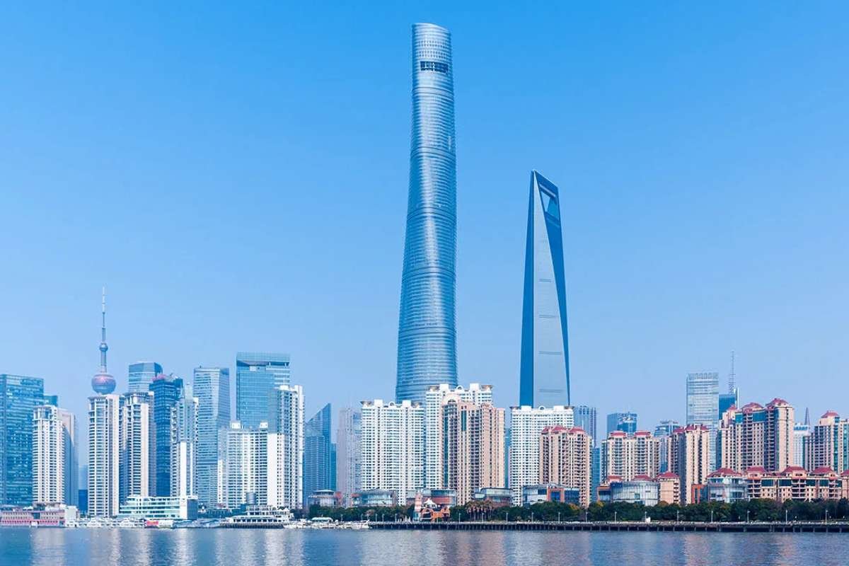 Tallest Buildings in the World: Reaching for the Sky | CIO Women Magazine