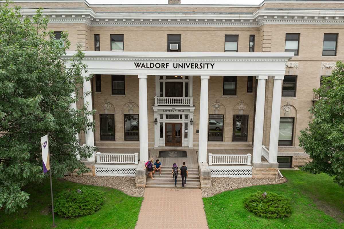 Avoid These 20 Worst Colleges in America for Women | CIO Women Magazine