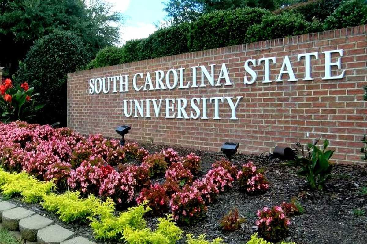 Avoid These 20 Worst Colleges in America for Women | CIO Women Magazine