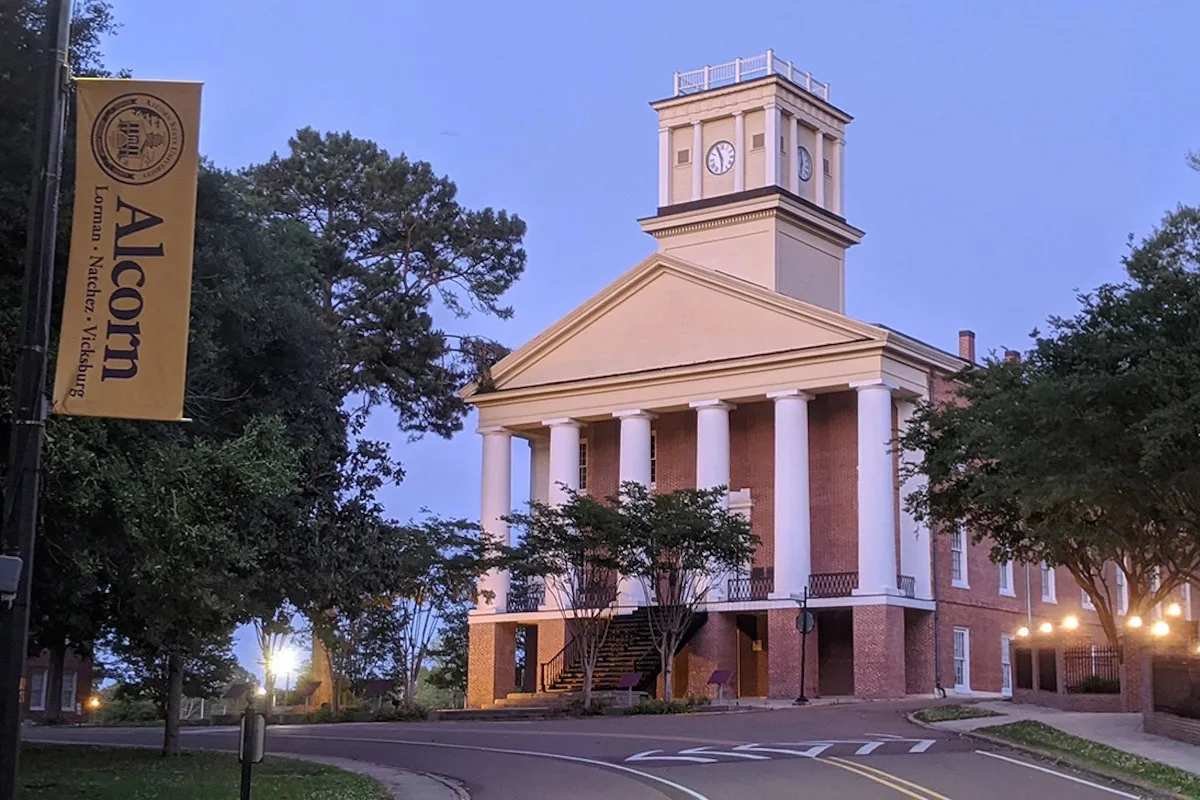 Avoid These 20 Worst Colleges in America for Women | CIO Women Magazine