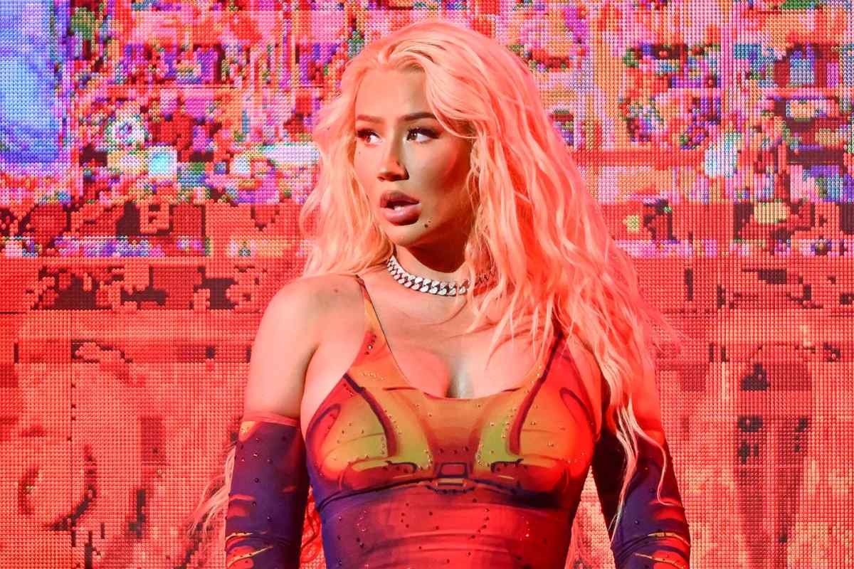 30 Best Female Rappers of All Time Who Changed Hip Hop with Power | CIO Women Magazine