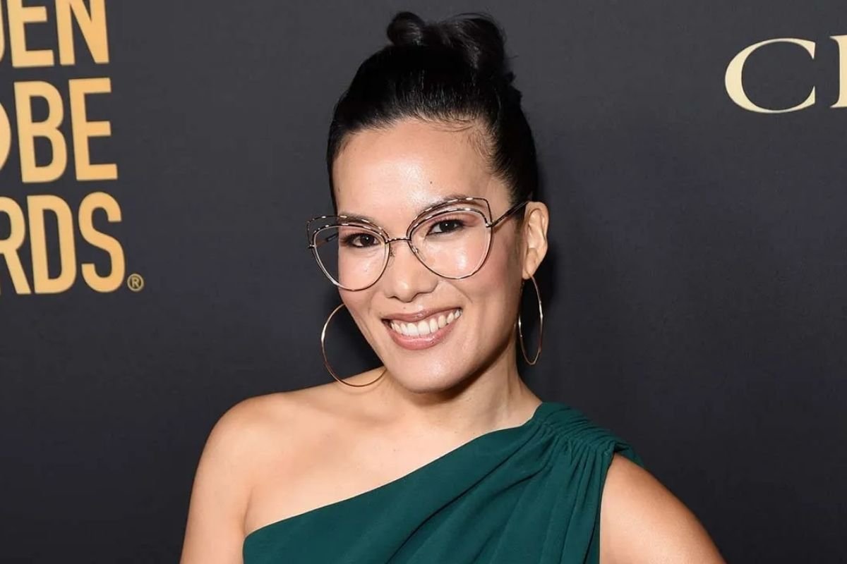 15 Funniest Female Comedians Who Keep the World Laughing | CIO Women Magazine