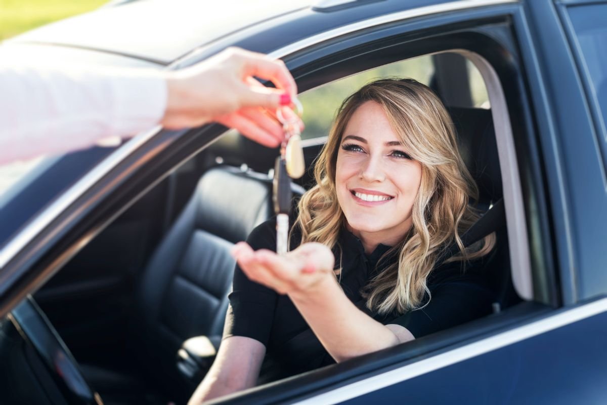 If You're Going To Buy A New Car, You Need To Ask Yourself These Questions | CIO Women Magazine