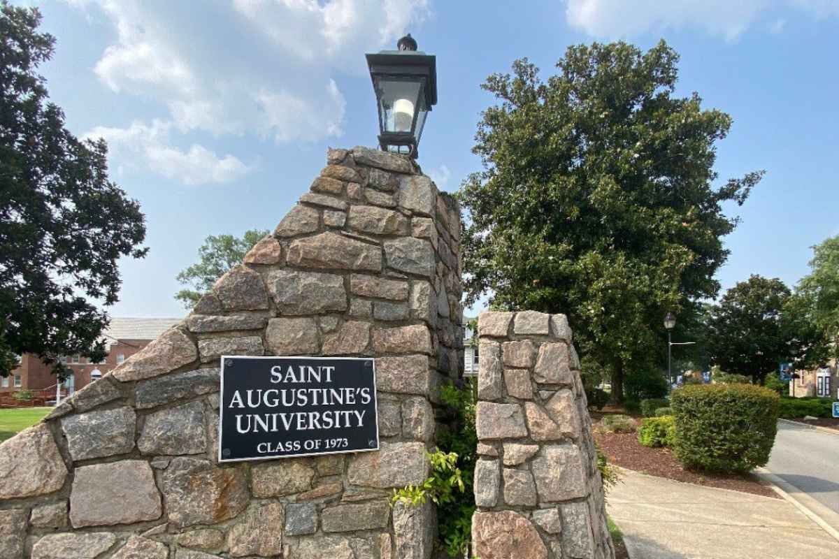 Avoid These 20 Worst Colleges in America for Women | CIO Women Magazine